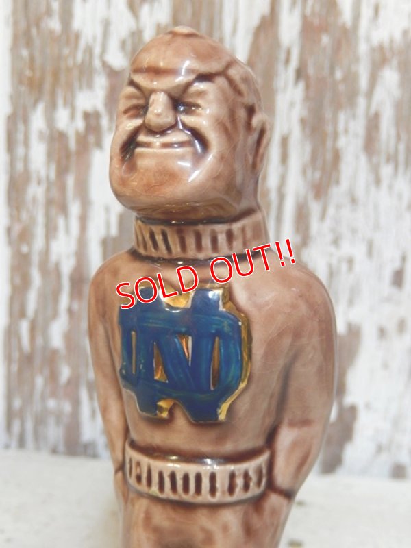 画像2: ct-160309-56 University of Notre Dame / Vintage Ceramic Display