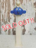 pz-130917-04 Smurf / 80's PEZ Dispenser "Thin feet White Stem"