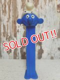 pz-130917-04 Smurf / 80's PEZ Dispenser "Thin feet Blue Stem"