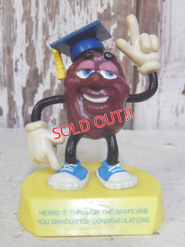 画像1: ct-160615-19 California Raisins / 1988 PVC "The Graduates Justin X. Grape"