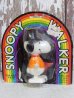 画像1: ct-160712-05 Snoopy / AVIVA 70's Wind Up Walker "Bull Fighter" (1)