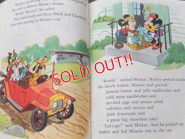 画像3: bk-160706-16 Mickey Mouse's Picnic / 80's Little Golden Book