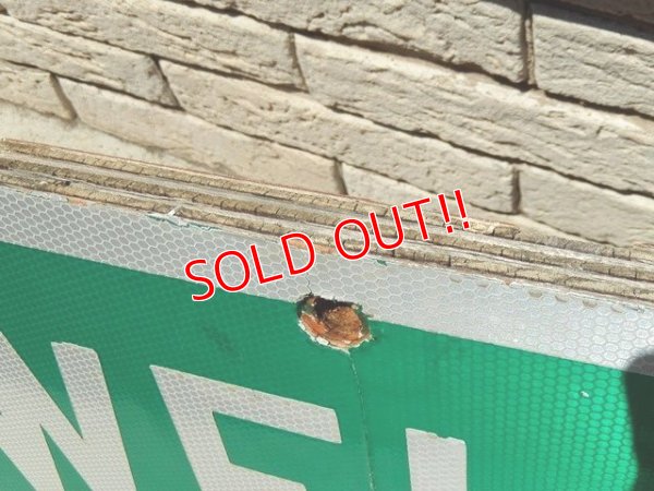 画像5: dp-160801-05 Road Sign / OLD WELLS LN