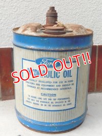 dp-160810-02 Ford / 60's 5 U.S. Gallon Can
