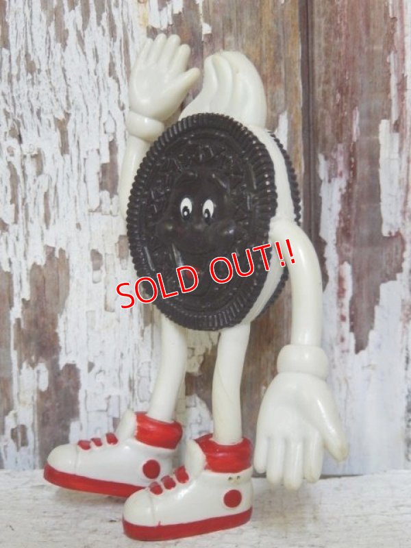 画像2: ct-160823-02 Nabisco / OREO 90's Bendable Figure (Red Shoes)