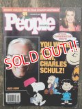 ct-160901-06 People Magazine / February 28,2000 PEANUTS