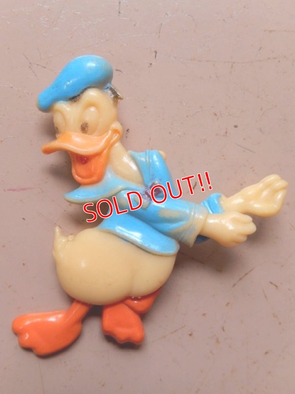画像1: ct-160901-16 Donald Duck / 70's Plastic Pinback