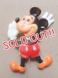 ct-160901-15 Mickey Mouse / 70's Plastic Pinback