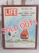 ct-160901-36 LIFE Magazine / March 17, 1967 PEANUTS