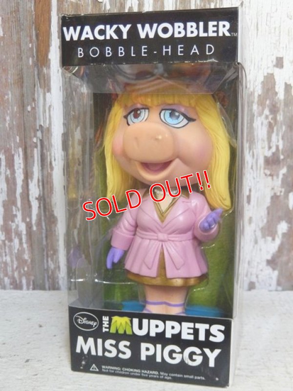 画像1: ct-161201-05 Funko Wacky Wobbler / The Muppets "Miss Piggy"