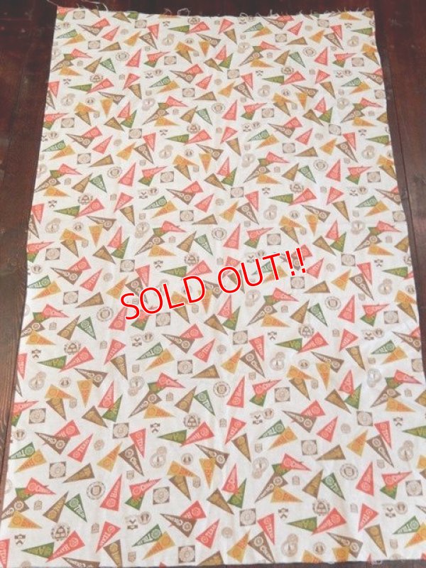 画像1: dp-170305-06 Vintage College Pennant Fabric