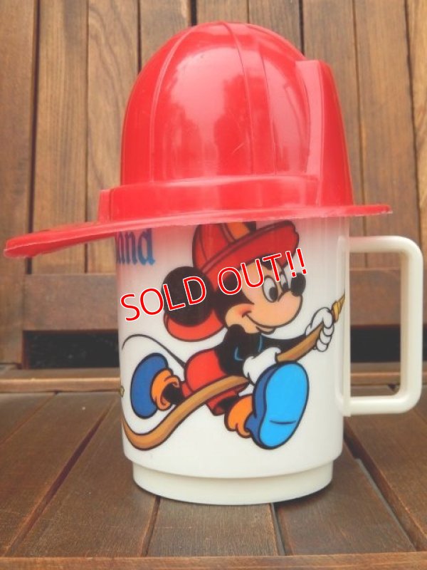 画像1: ct-170511-25 Mickey Mouse & Goofy / Disneyland 1970's Firefighter Plastic Mug