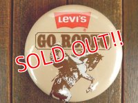dp-170605-09 Levi's / Pinback