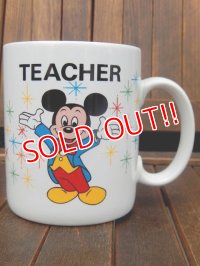 ct-170803-50 Walt Disney World / 1980's "TEACHER" Mug