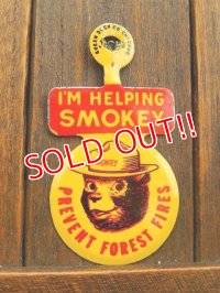 ct-170803-25 Smokey Bear / 1970's "I'M HELPING SMOKEY" Clip Pin