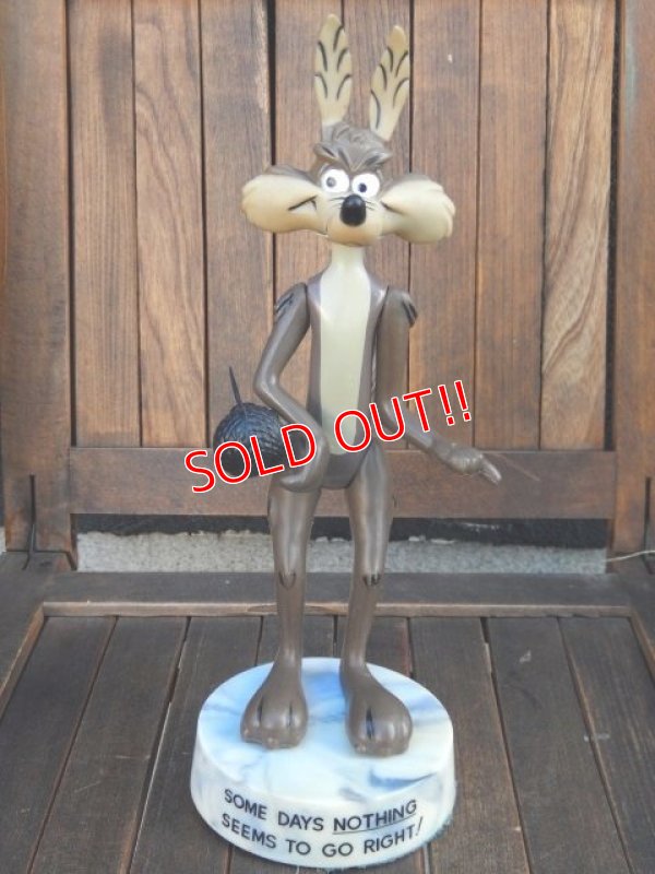 画像1: ct-170901-36 Wile E. Coyote / R.DAKIN 1970's Figure w/stand Goofy Grams