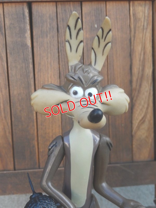 画像2: ct-170901-36 Wile E. Coyote / R.DAKIN 1970's Figure w/stand Goofy Grams