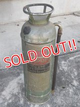 dp-170901-10 1940's Metal Fire Extinguisher