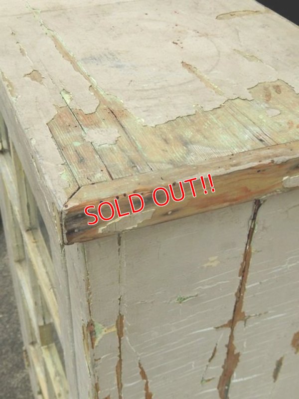 画像3: dp-170810-27 Milk Paint Vintage Wood Cabinet
