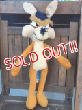 ct-170901-38 Wile E. Coyote / Mighty Star 1971 Plush Doll