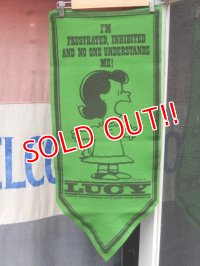 ct-171001-08 PEANUTS / 1960's Banner "Lucy" Green