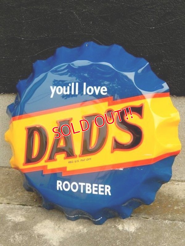 画像1: dp-171001-05 DAD'S ROOT BEER / 1990's Botte Cap Sign
