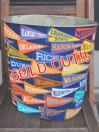 dp-171101-11 1950's-1960's College Pennant Trash Box