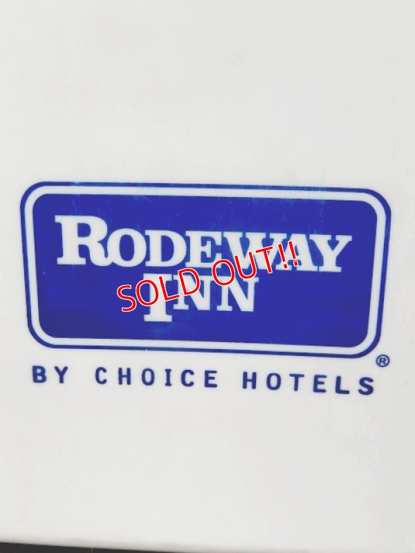 画像2: dp-171206-60 RODEWAY INN / Plastic Case