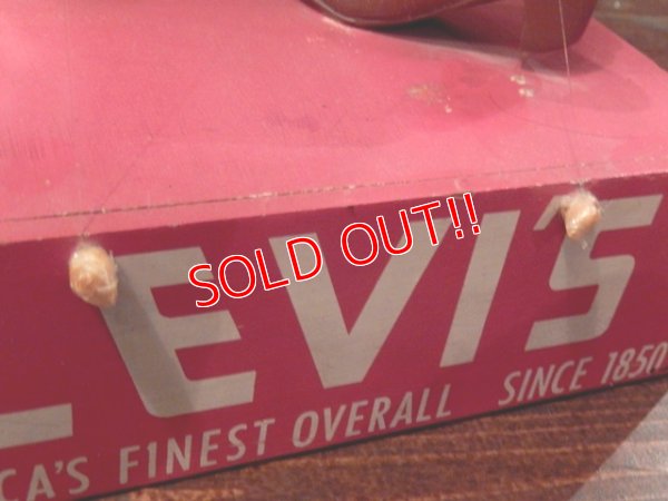 画像12: dp-171001-27 LEVI'S / 1970's Saddleman Store Display