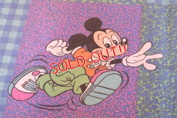 画像1: ct-180201-93 Mickey Mouse & Pluto / 1980's Flat Sheet (Twin size)