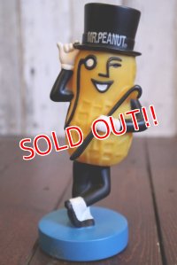 ct-180302-28 Funko Wacky Wobbler / Mr.Peanut