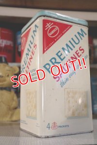 dp-180302-24 Nabisco / Premium Saltine Crackers 1960's-1970's Tin Can