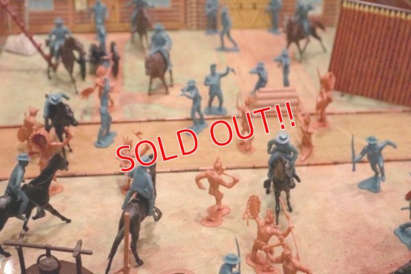 画像10: dp-171206-36 MARX / 1968 Fort Apache Play Set