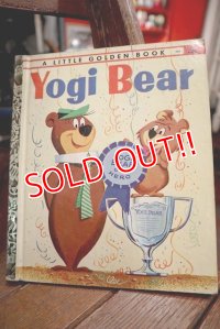 ct-180302-25 Yogi Bear / 1960's Little Golden Book