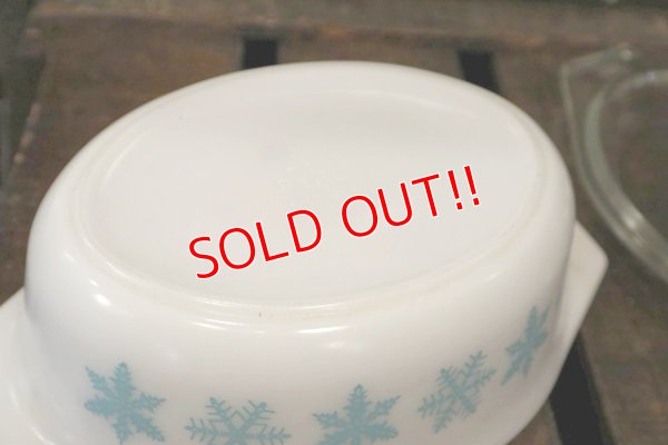 画像7: dp-180302-51 Pyrex / 1960's-1970's Snowflake Casserole