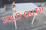dp-180302-37 Vintage Table