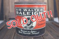 dp-180501-20 Sir Walter Raleigh / Vintage Tobacco Can