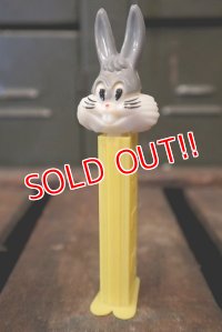 pz-160901-151 Bugs Bunny / PAT3.9 Thin Feet PEZ Dispenser