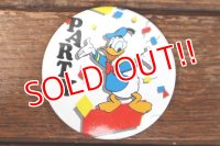 ct-180514-10 Donald Duck / 1990's Pinback "PARTY"