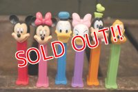 pz-130917-04 New Disney Friends / PEZ Dispenser Set