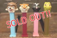 pz-130917-04 Over the Hedge / PEZ Dispenser Set