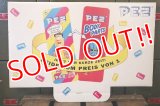 pz-130917-04 PEZ / Store Display Header Card "The Flintstones with Body Parts"