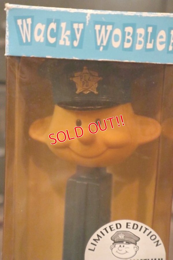 画像2: pz-130917-04 Funko Wacky Wobbler / PEZ Policeman