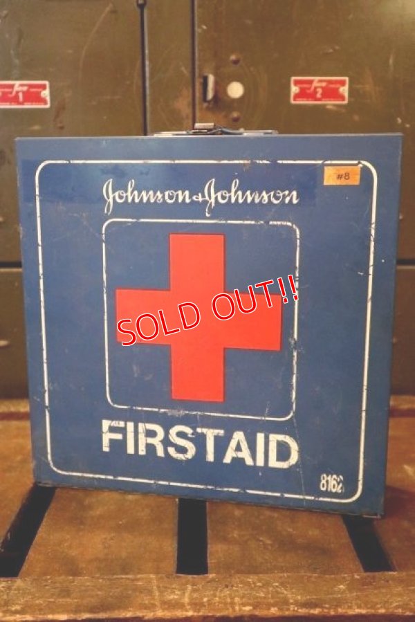 画像1: dp-180701-98 Johnson & Johnson / 1960's-1970's First Aid Kit Box