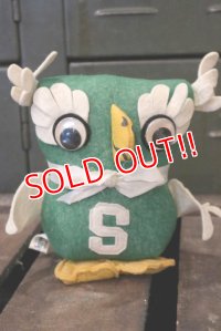 dp-180801-70 Vintage College Mascot Doll "S"