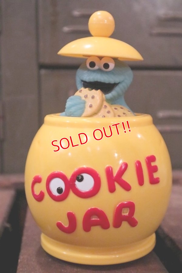 画像1: ct-180801-64 Cookie Monster / ILLCO TOY 1980's-1990's Cookie Jar Car