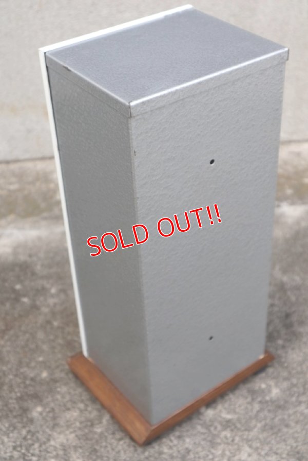 画像6: dp-180901-06 U.S. Postage Stamps / 1960's Vending Machine