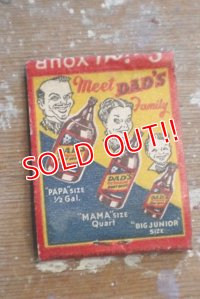 dp-180901-16 DAD'S ROOT BEER / 1950's-1960's Match Book