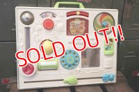 fp-161001-17 Fisher-Price / Activity Center