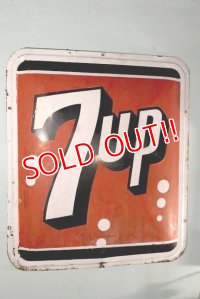 dp-181001-12 7up / 1960's Metal Sign